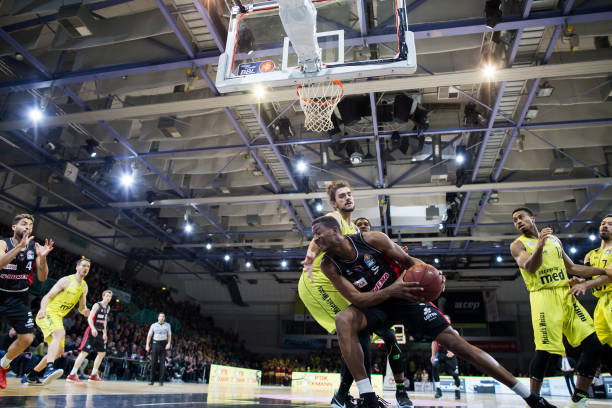 可能包括年 可能包括年